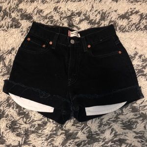 Levi’s 550 denim shorts